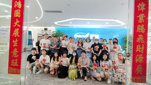 Ik zal een gelukkig Drakenbootfestival vieren!